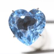 Niebieski topaz na duży pierścionek serce 4,95ct