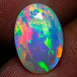 Etiopski opal 3,47ct na okolicznościowy pierścionek