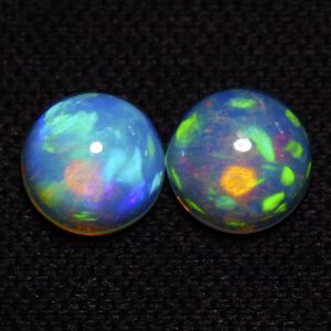 Etiopski opal para na kolczyki 6mm