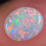 Australijski opal 0,33ct na okolicznościowy pierścionek