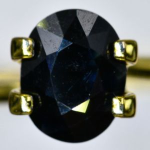 Szafir czarny kamień szlachetny 1.10ct na pierścionek