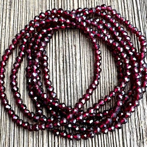 Bransoletka z naturalnego granatu 4mm fasetowana