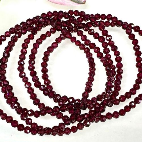 Bransoletka z naturalnego granatu 4mm fasetowana