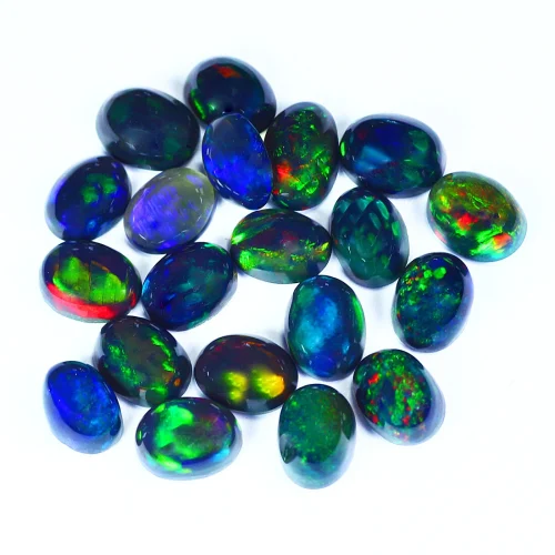 Opal czarny 4x3mm owalny