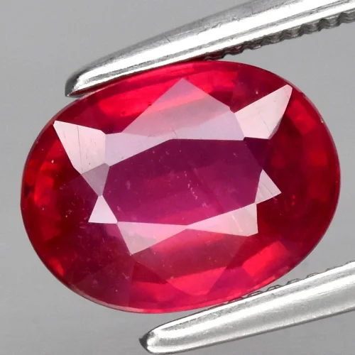 Rubin kamień szlachetny 1,8ct na sygnet lub pierścionek