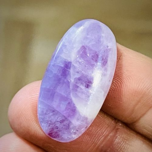 Kunzyt kamień ozdobny 35ct kaboszon do oprawy