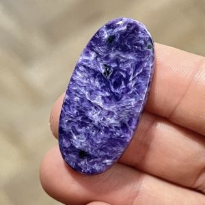 Czaroit kaboszon kamień do oprawy 42×21 mm