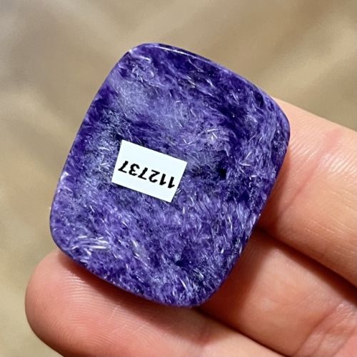 Czaroit kaboszon kamień do oprawy 34×28 mm