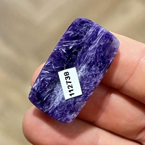 Czaroit kaboszon kamień do oprawy 35×19 mm