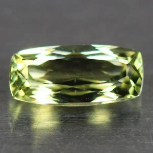 Zultanit kamień szlachetny na pierścionek 8.5 x 4.5 mm