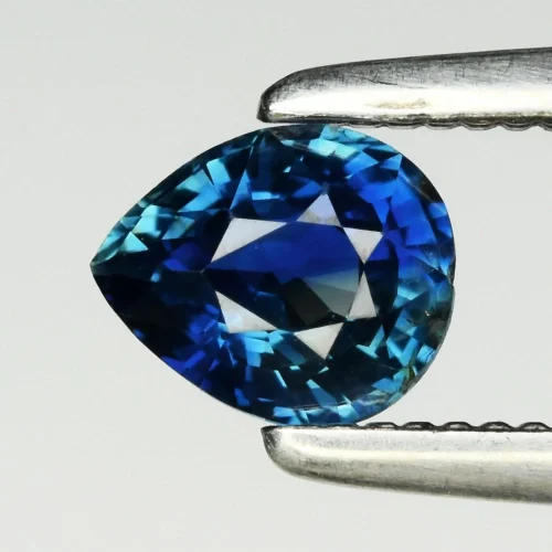 Szafir niebiesko-zielony kamień szlachetny 4,7 mm